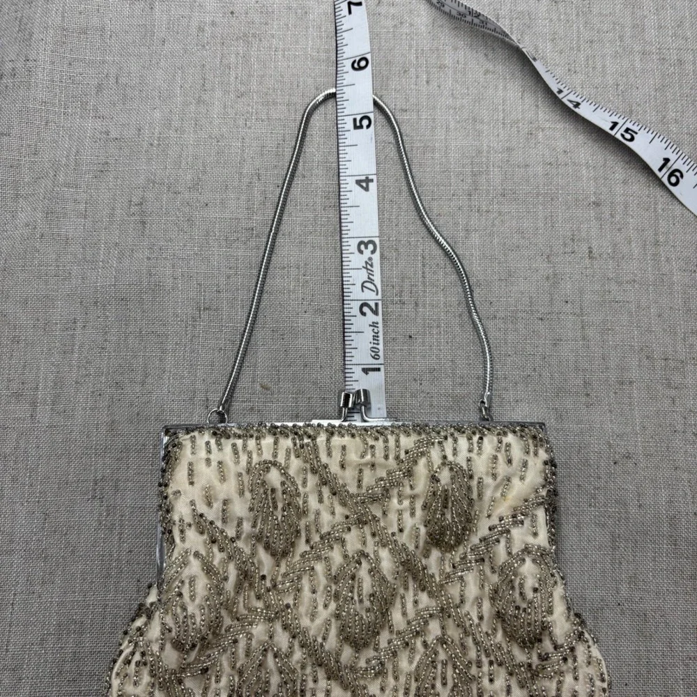 Vintage Beaded Evening Bag Cream Silver Kiss Lock Clutch Hand Made in Hong Kong